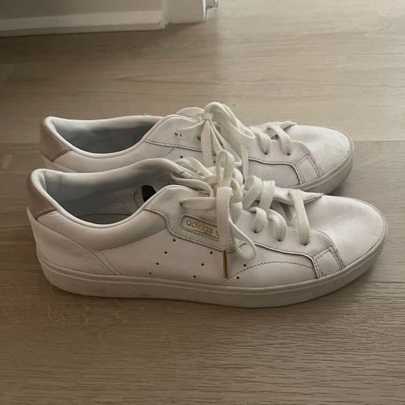 Adidas Skeek 72 Triple White Women Sneakers Sz 9 - Picture 3 of 9